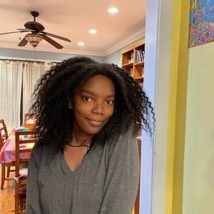 Meet your Posher, Lily